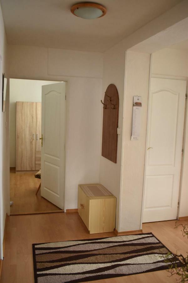 Holiday Home Liptovsky Peter ลิปโตฟสกี ราโดค ภายนอก รูปภาพ